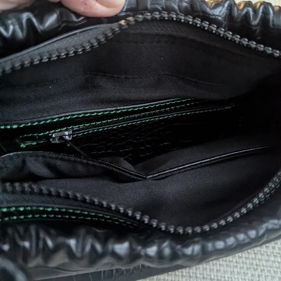 HVISK Arcadia Vegan Leather Bag With Black Croc Design - Picture 7 of 11